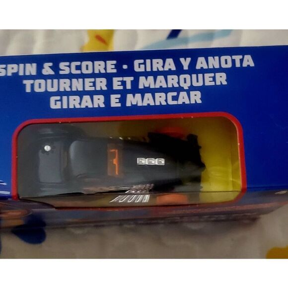 NIB HOT WHEELS SPIN AND SCORE ACTION SET - Picture 2 of 9